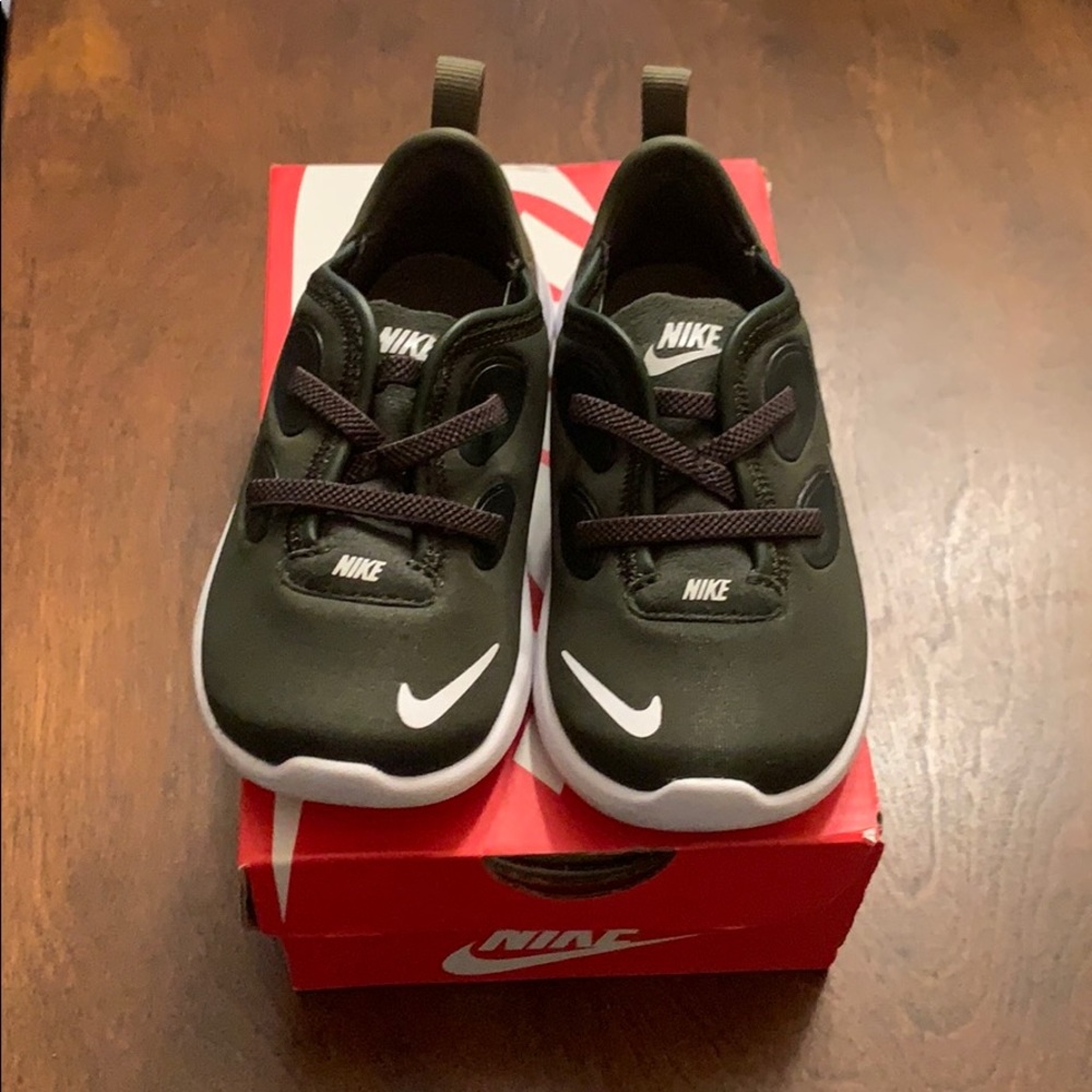 Baby boy Nike’s